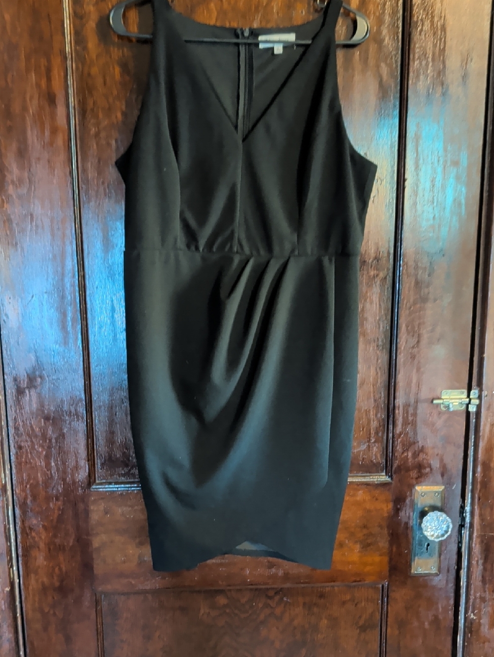 Classic Black V-Neck Sleeveless Mini Dress